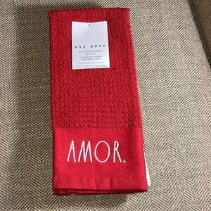 NWT RAE DUNN Home/Dining/Kitchen Hand Towels White/Red Abrazos/Besos/Amor